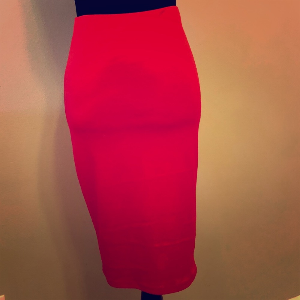 ✨NEW LISTING✨ Red Stretchy Pencil Skirt